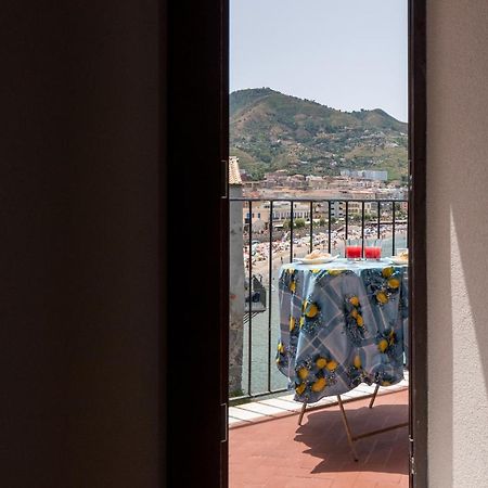 Lavatoioflats Casa Sul Mare E Sul Lavatoio Medievale A Cefalu Luaran gambar